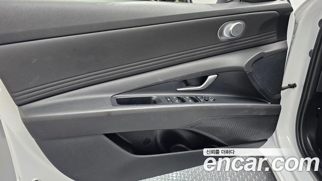 Hyundai AVANTE 2025 — photo 14