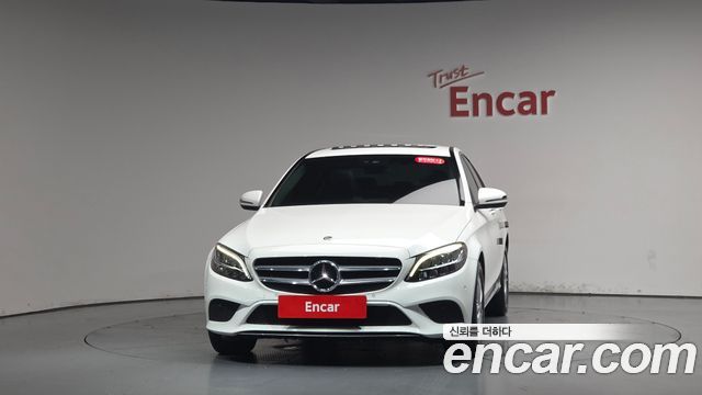 Mercedes-Benz C-Class 2019 — photo 3