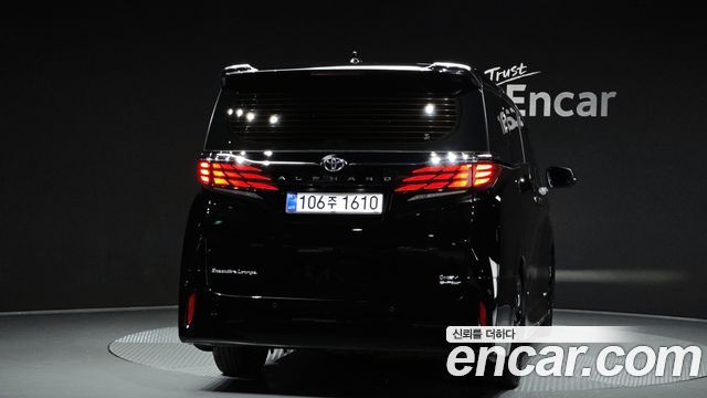 Toyota Alphard 2025 — photo 4