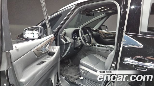 Toyota Alphard 2025 — photo 13