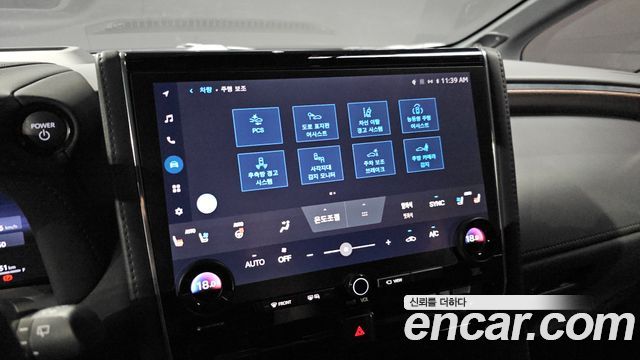 Toyota Alphard 2025 — photo 21