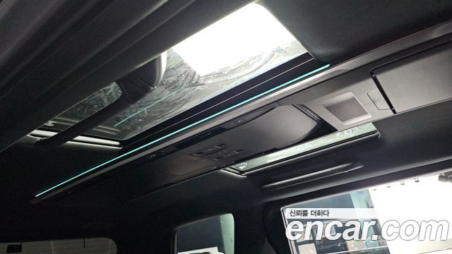 Toyota Alphard 2025 — photo 36