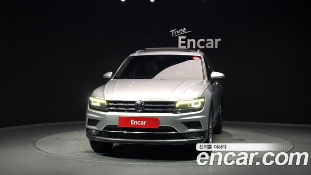 Volkswagen Tiguan 2018 — photo 3