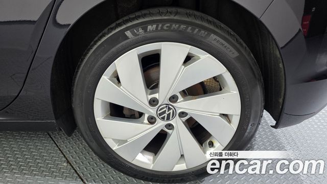 Volkswagen Golf 2022 — photo 7