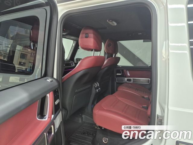 Mercedes-Benz G-Class 2025 — photo 17