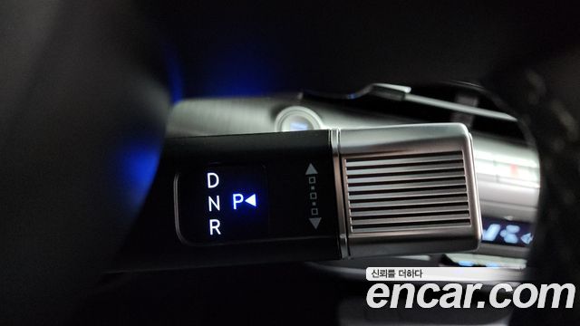 Hyundai Kona 2023 — photo 12
