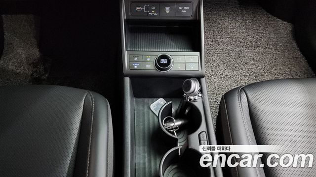 Hyundai Kona 2023 — photo 25