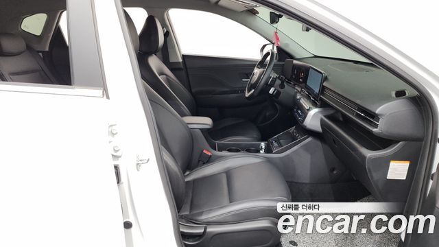 Hyundai Kona 2023 — photo 16