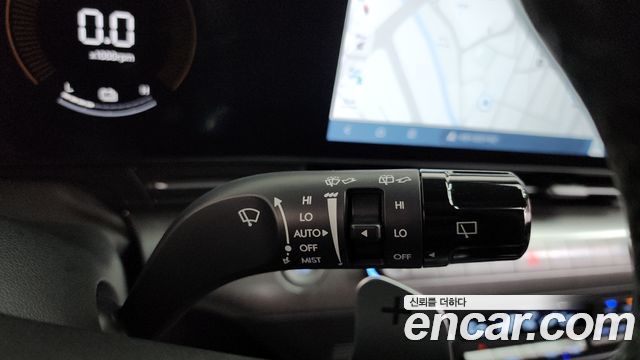Hyundai Kona 2023 — photo 28