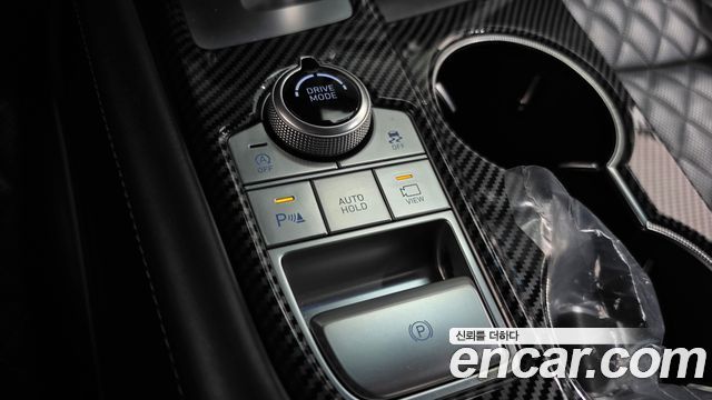 Genesis G70 2018 — photo 24
