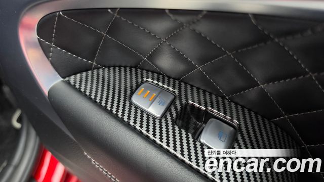 Genesis G70 2018 — photo 33