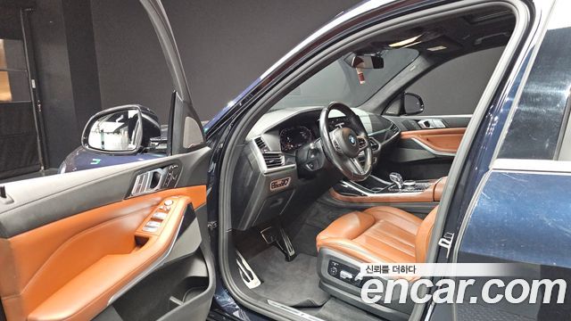 BMW X7 2020 — photo 10