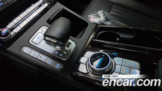 Genesis G90 2021 — photo 12