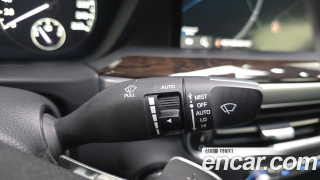 Genesis G90 2021 — photo 24