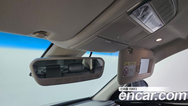 Genesis G90 2021 — photo 25