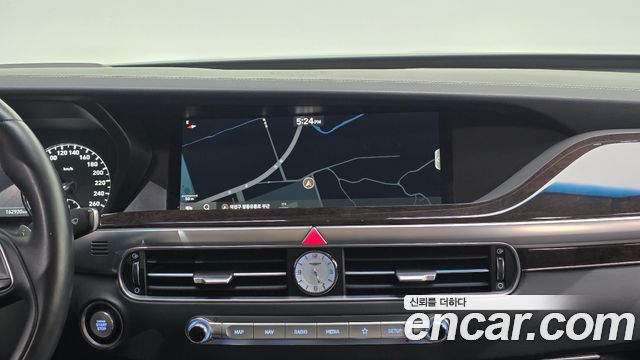 Genesis G90 2021 — photo 26
