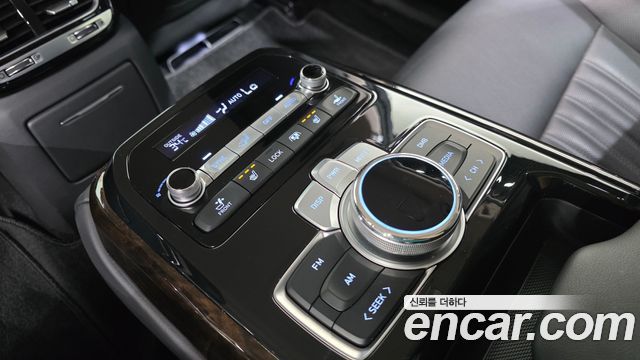 Genesis G90 2021 — photo 29
