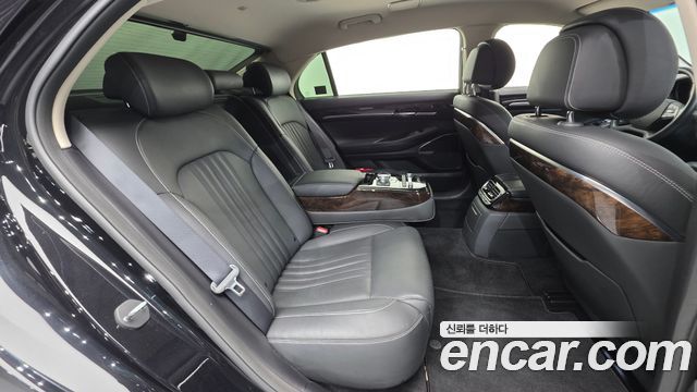 Genesis G90 2021 — photo 31
