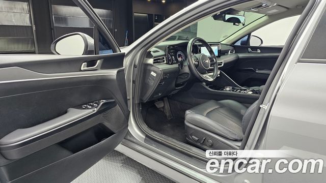 Kia K5 2021 — photo 10