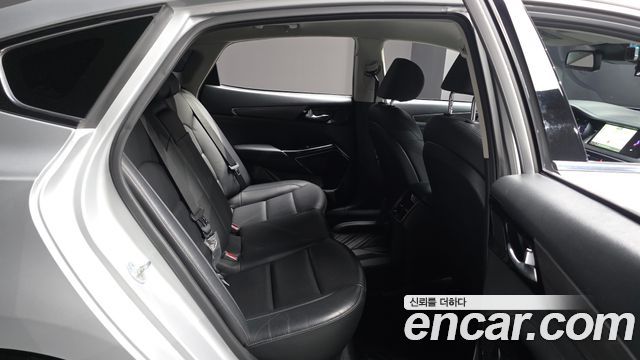 Kia K7 2020 — photo 18