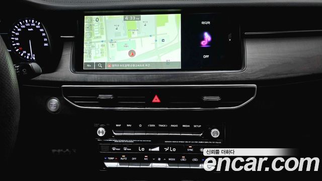 Kia K7 2020 — photo 20