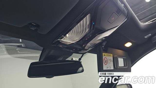 BMW 3-Series 2022 — photo 29