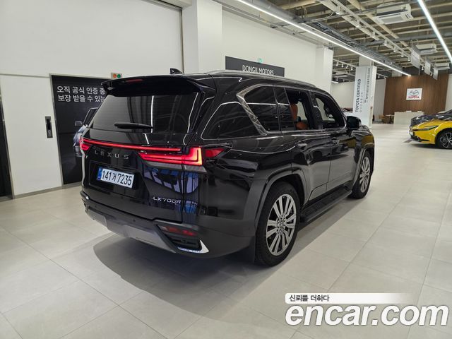 Lexus LX 2026 — photo 2
