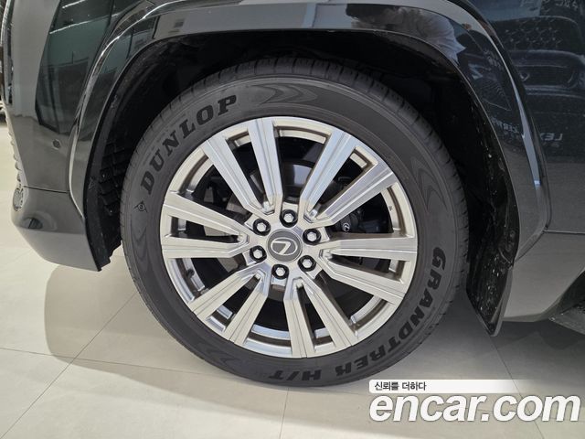 Lexus LX 2026 — photo 5
