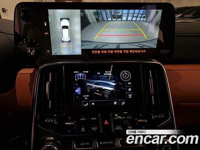 Lexus LX 2026 — photo 17