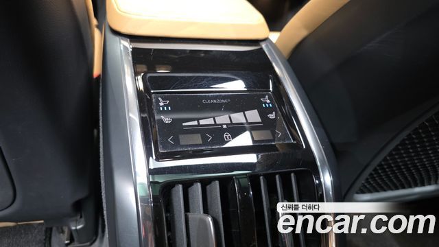 Volvo S90 2023 — photo 18