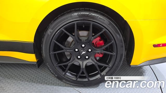 Ford Mustang 2019 — photo 7