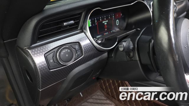 Ford Mustang 2019 — photo 27