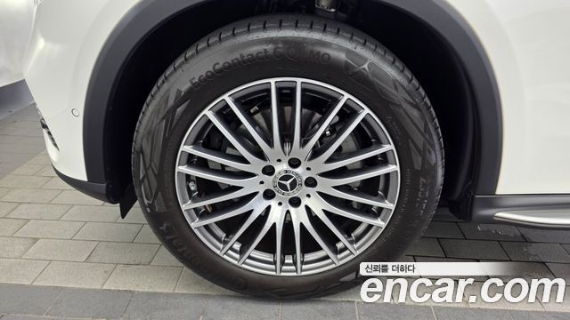 Mercedes-Benz GLC-Class 2025 — photo 5