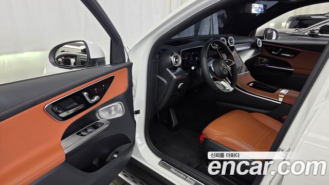 Mercedes-Benz GLC-Class 2025 — photo 10