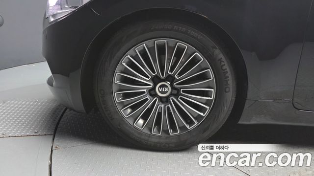 Kia K9 2013 — photo 5