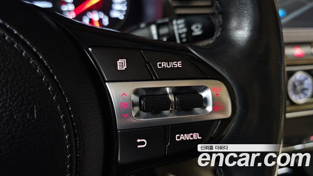 Kia K7 2016 — photo 14
