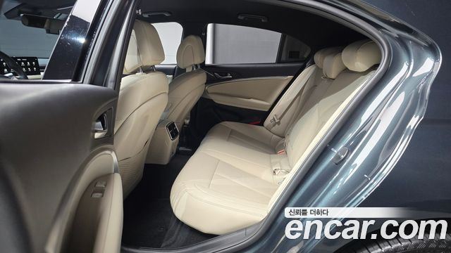 Genesis G70 2025 — photo 18
