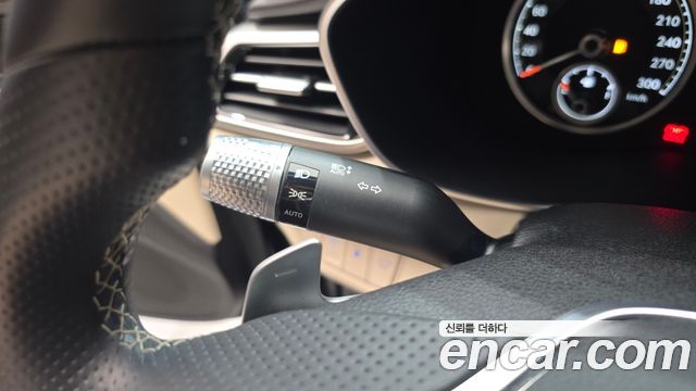 Genesis G70 2025 — photo 26