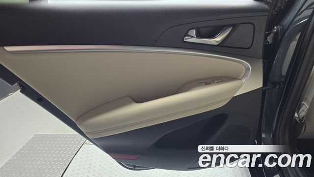 Genesis G70 2025 — photo 15