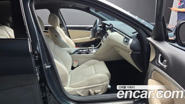 Genesis G70 2025 — photo 16