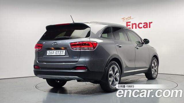 Kia Sorento 2016 — photo 2