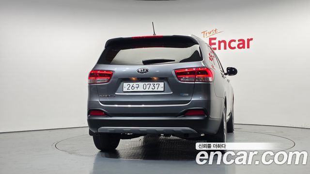 Kia Sorento 2016 — photo 4