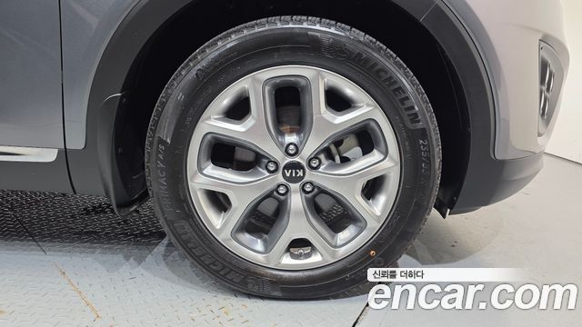 Kia Sorento 2016 — photo 5