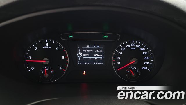 Kia Sorento 2016 — photo 11