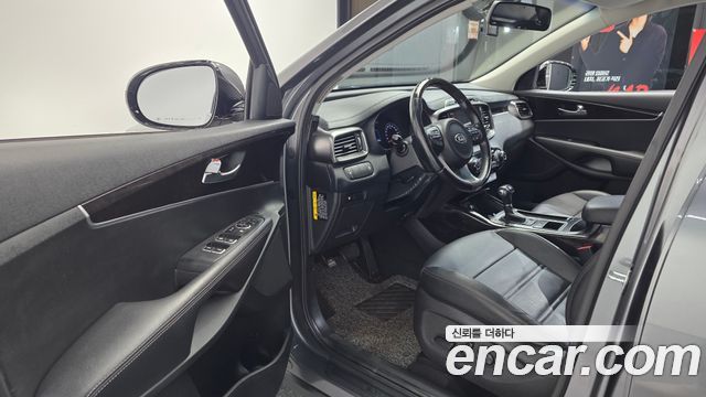 Kia Sorento 2016 — photo 13