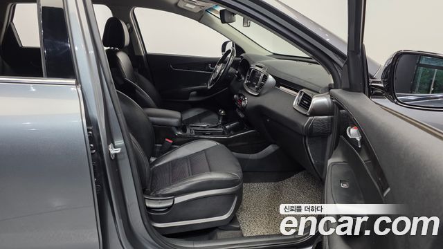 Kia Sorento 2016 — photo 17
