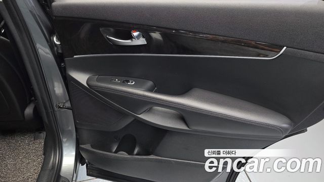 Kia Sorento 2016 — photo 15