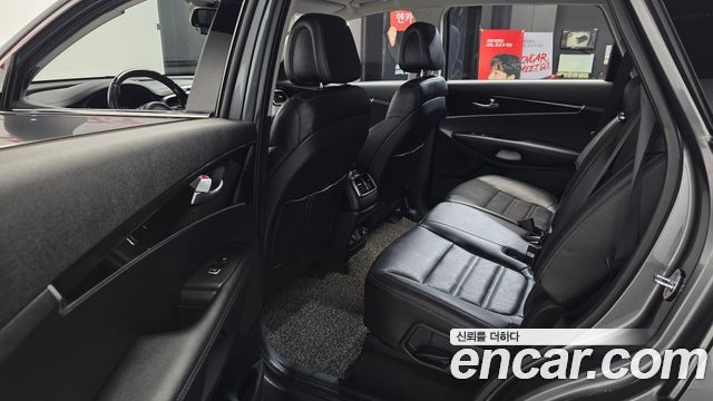 Kia Sorento 2016 — photo 16