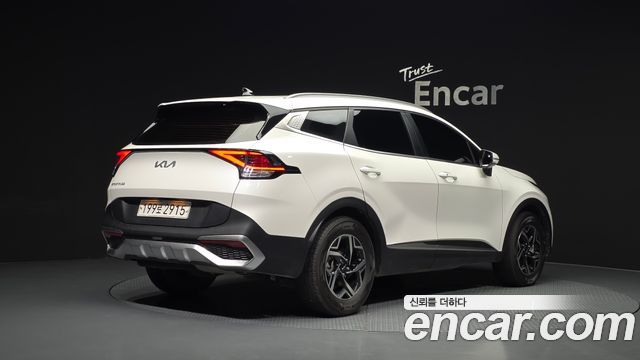 Kia Sportage 2022 — photo 2