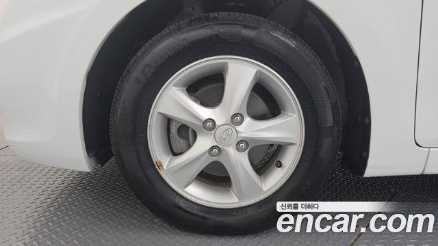 Hyundai Accent 2014 — photo 5
